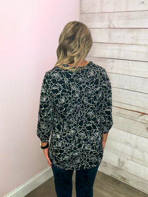"Soft Spoken" Black/White Floral Lizzy Top