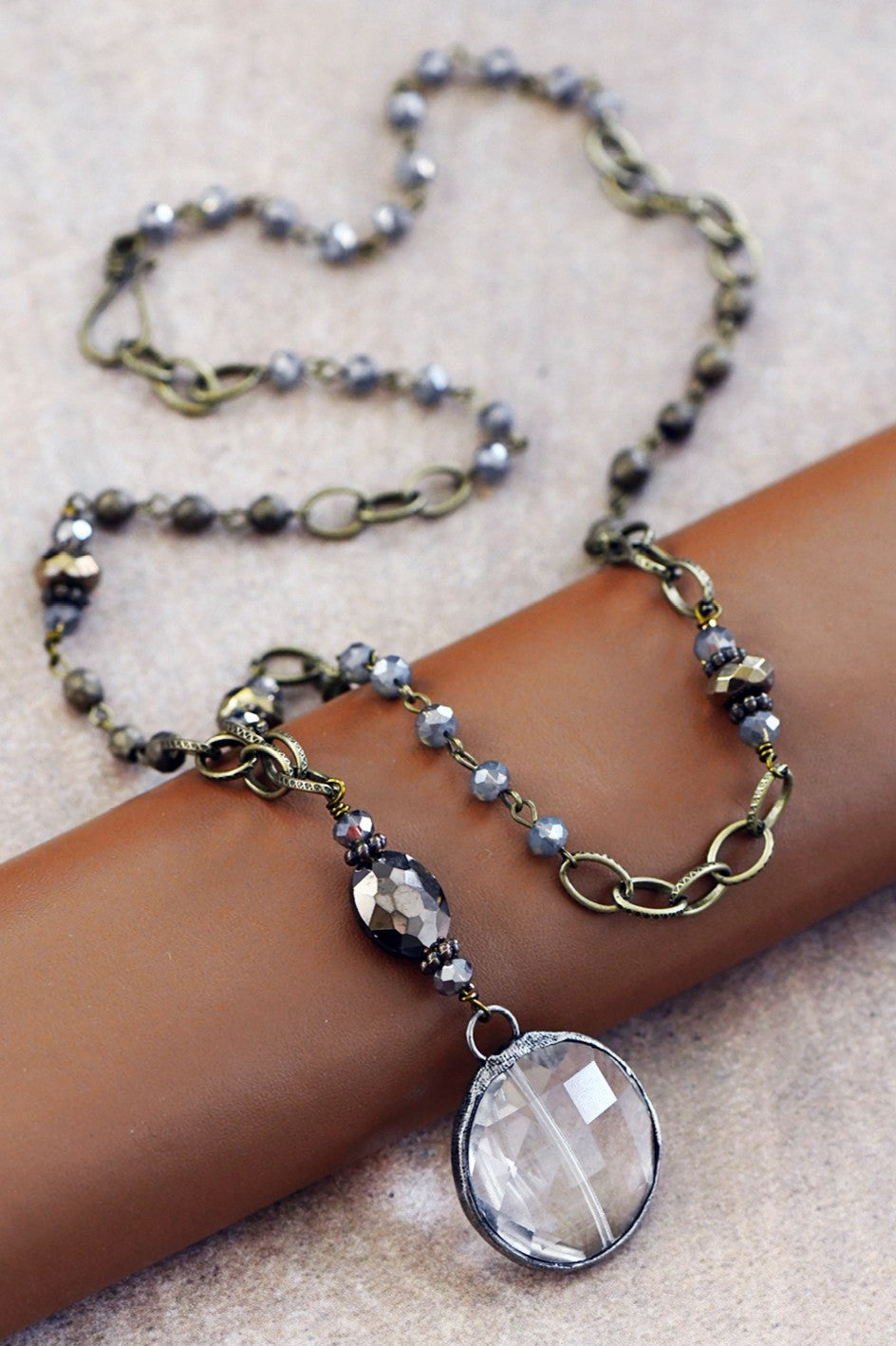 Beaded Necklace w/Circle Crystal Pendant