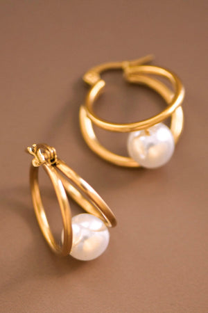 "Claire" Hoop Earrings with Pearl
