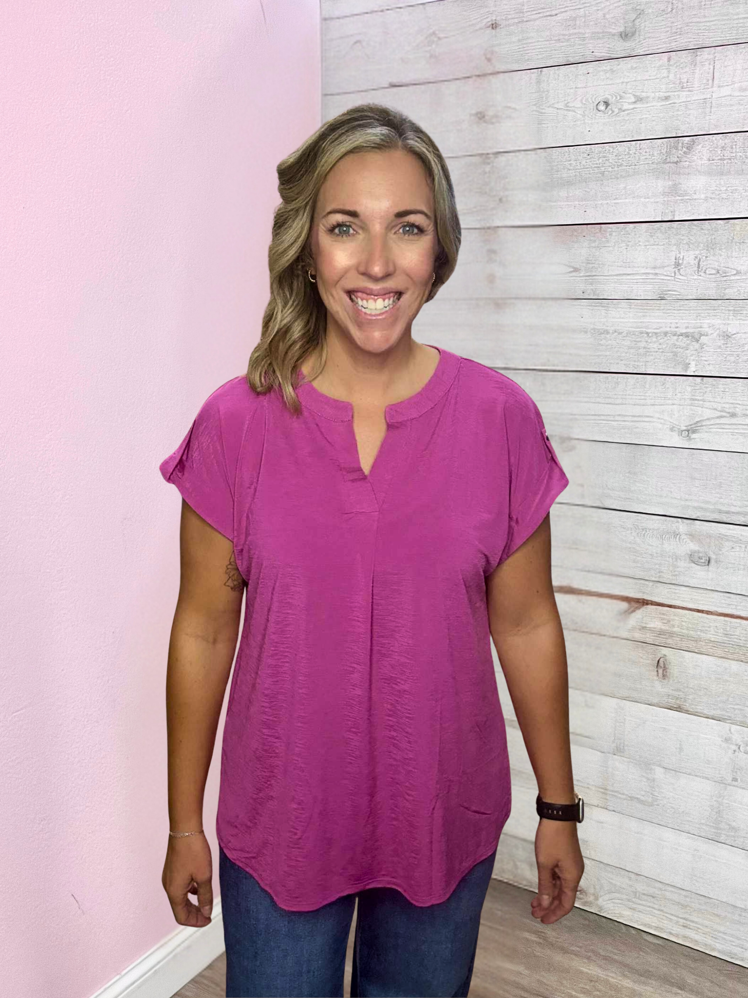 "Chic Statement" Short Sleeve Lizzy- Magenta